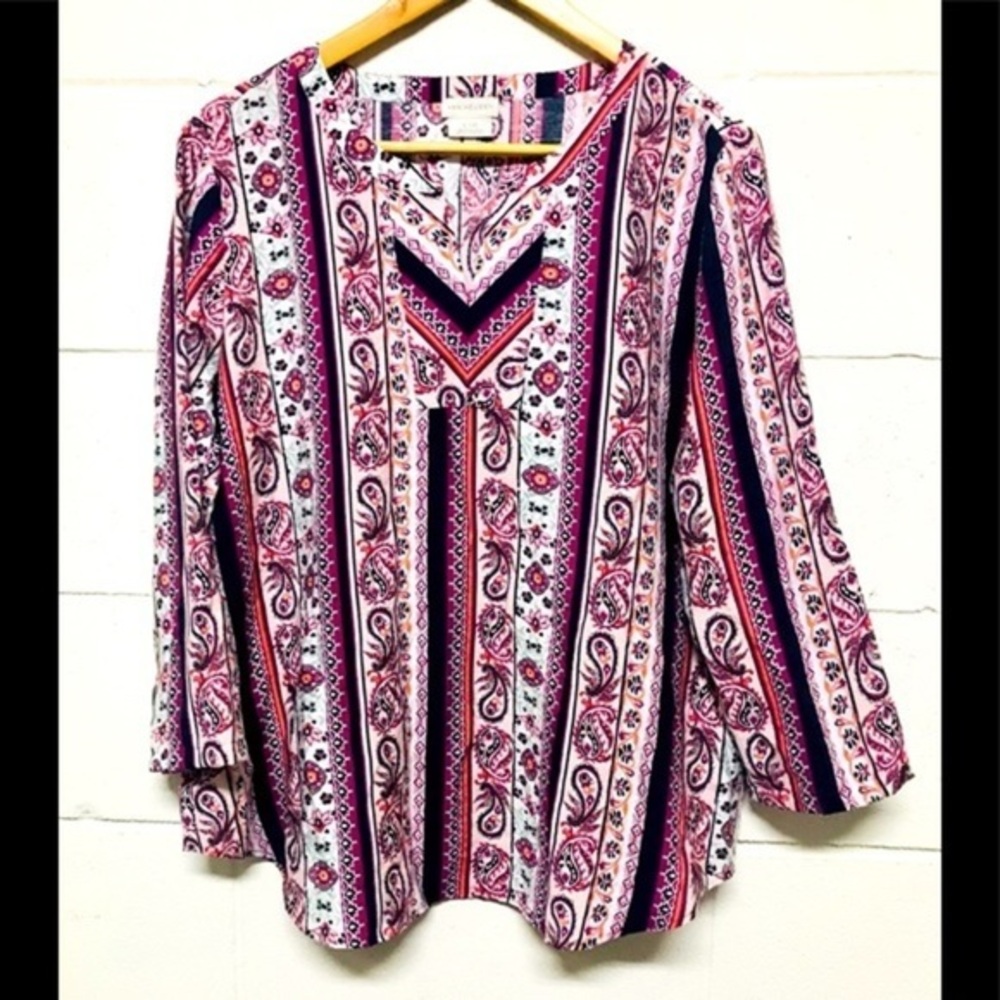 Van Heusen Pink & Black Paisley Pattern 3/4 Slv V Neck Pullover -Top/L